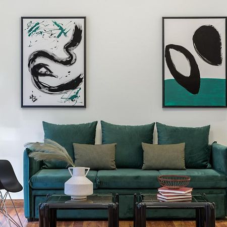 3Bdr Modern Design & Bright Interiors In Plaka Apartment Атина Екстериор снимка