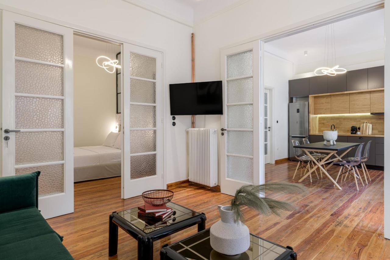 3Bdr Modern Design & Bright Interiors In Plaka Apartment Атина Екстериор снимка